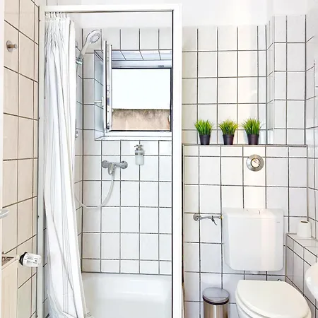 Zentrales 2-sz-apartment Nr 1 - Top-lage Am Hbf Apartmán Krefeld